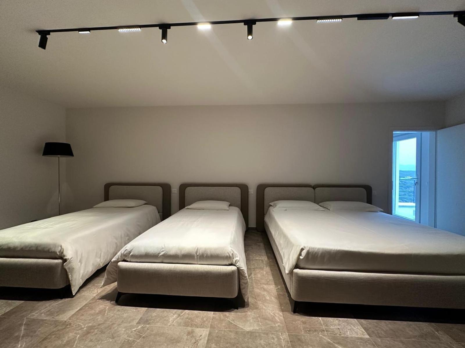 Villa Esmi Durres Kryemedhej Екстер'єр фото