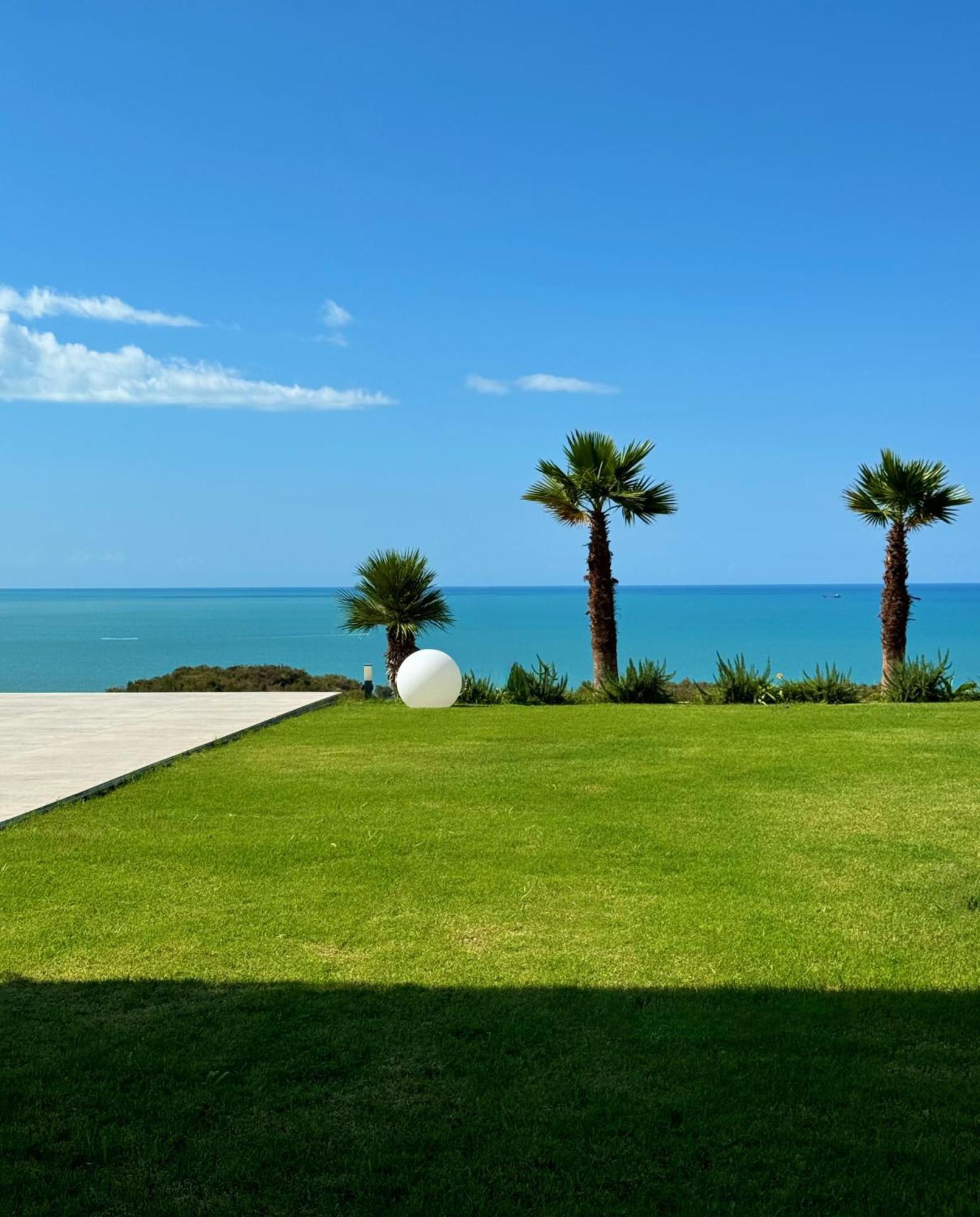 Villa Esmi Durres Kryemedhej Екстер'єр фото